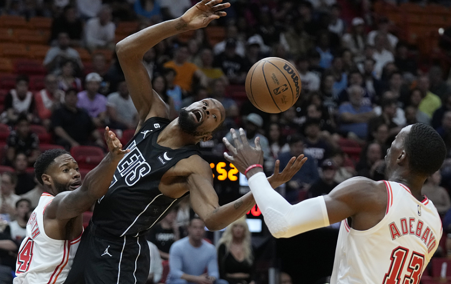 篮网球员因伤退出接下来的比赛 篮网球员因伤退出接下来的比赛