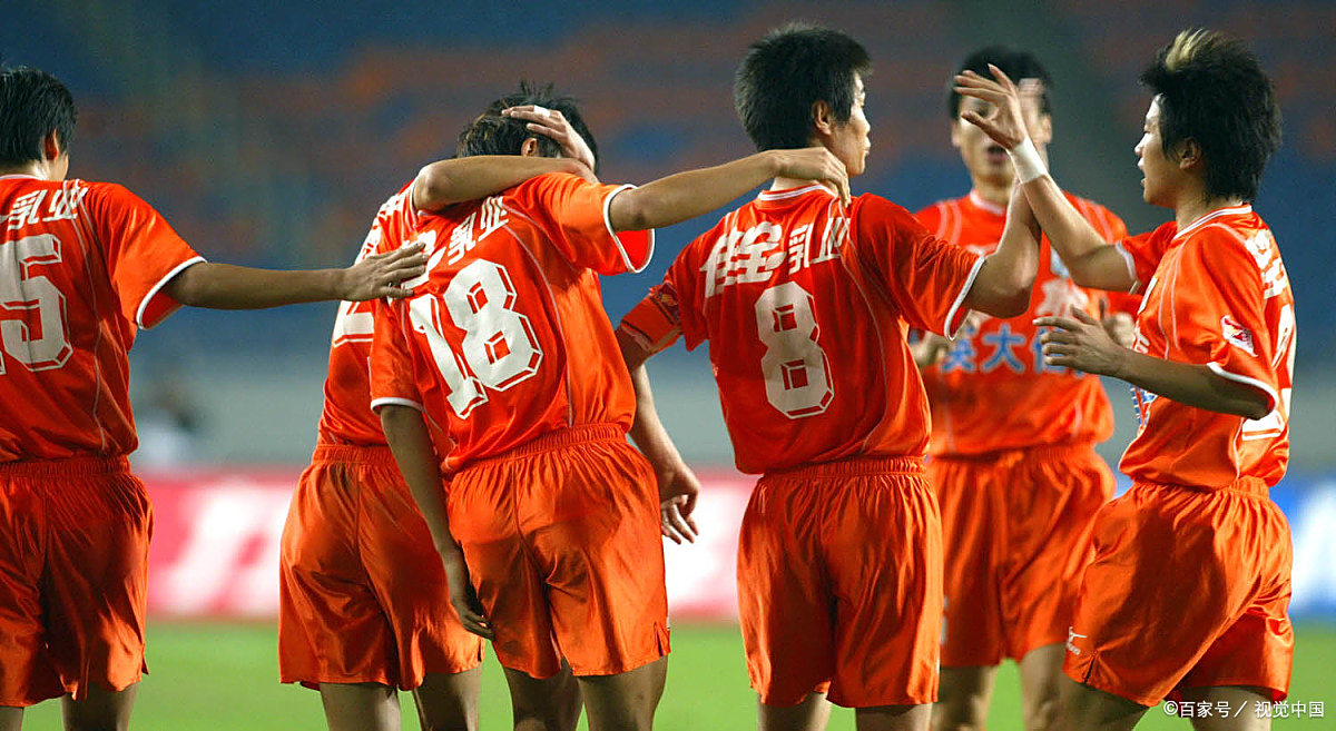 中国球队展现出色表现,引起球迷热议 中国球队展现出色表现,引起球迷热议