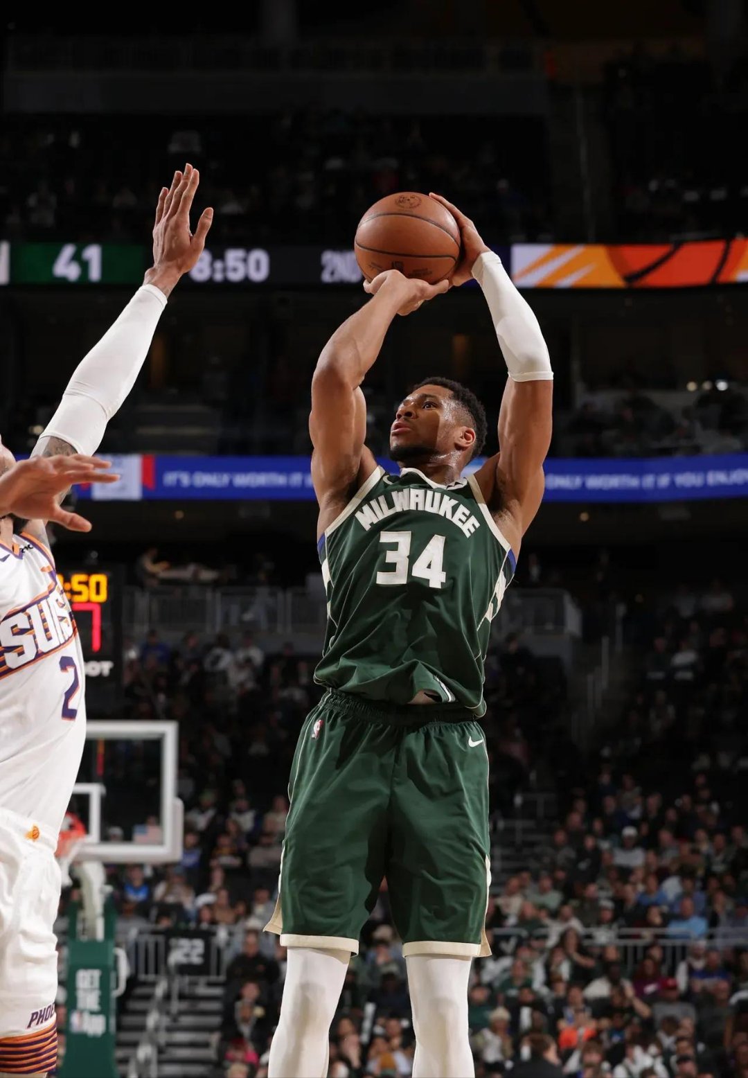 雄鹿再下一城,灰熊阻击太阳上位的简单介绍 雄鹿再下一城,灰熊阻击太阳上位的简单介绍