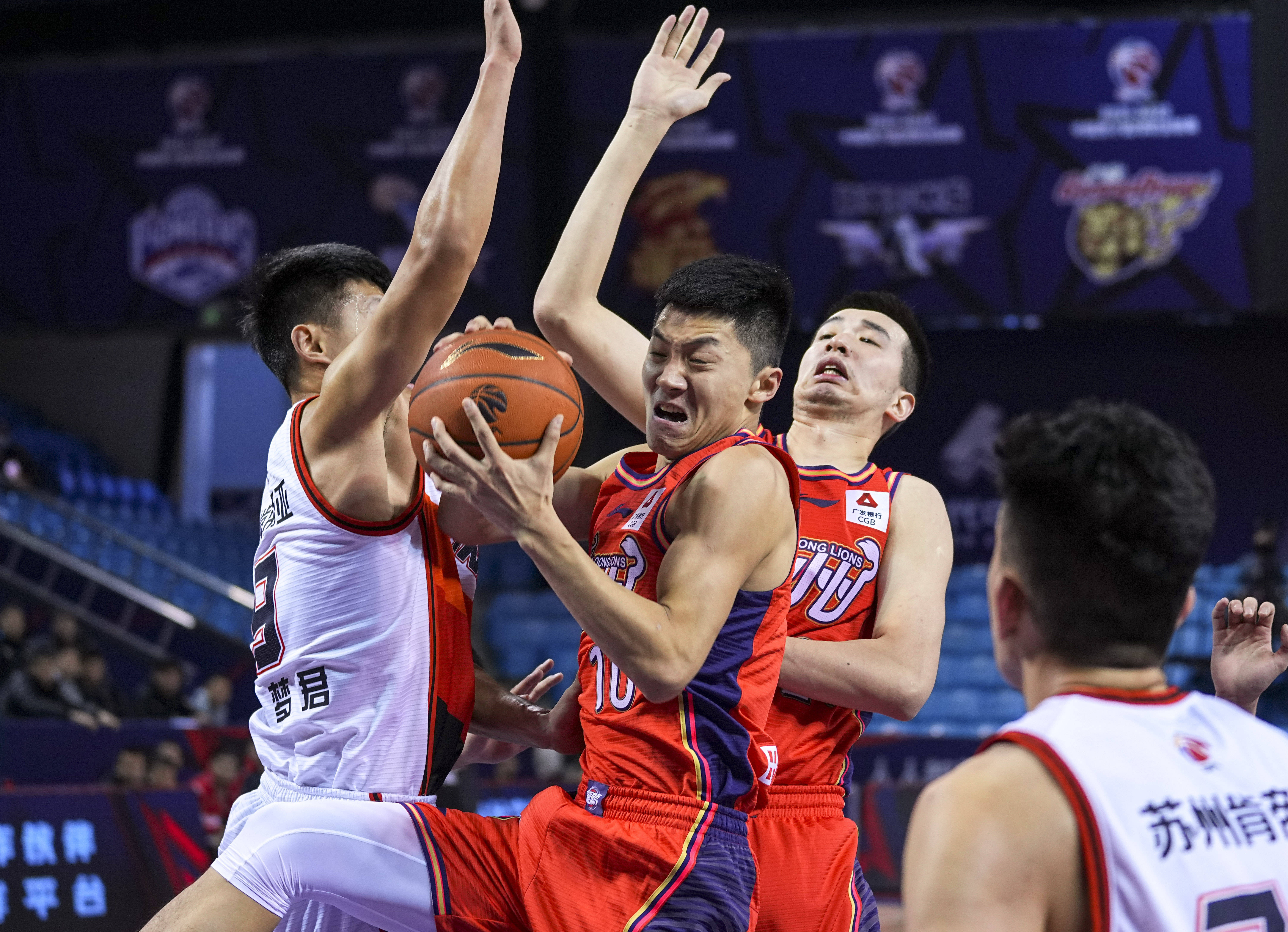 中国男篮联赛的关键比赛回顾