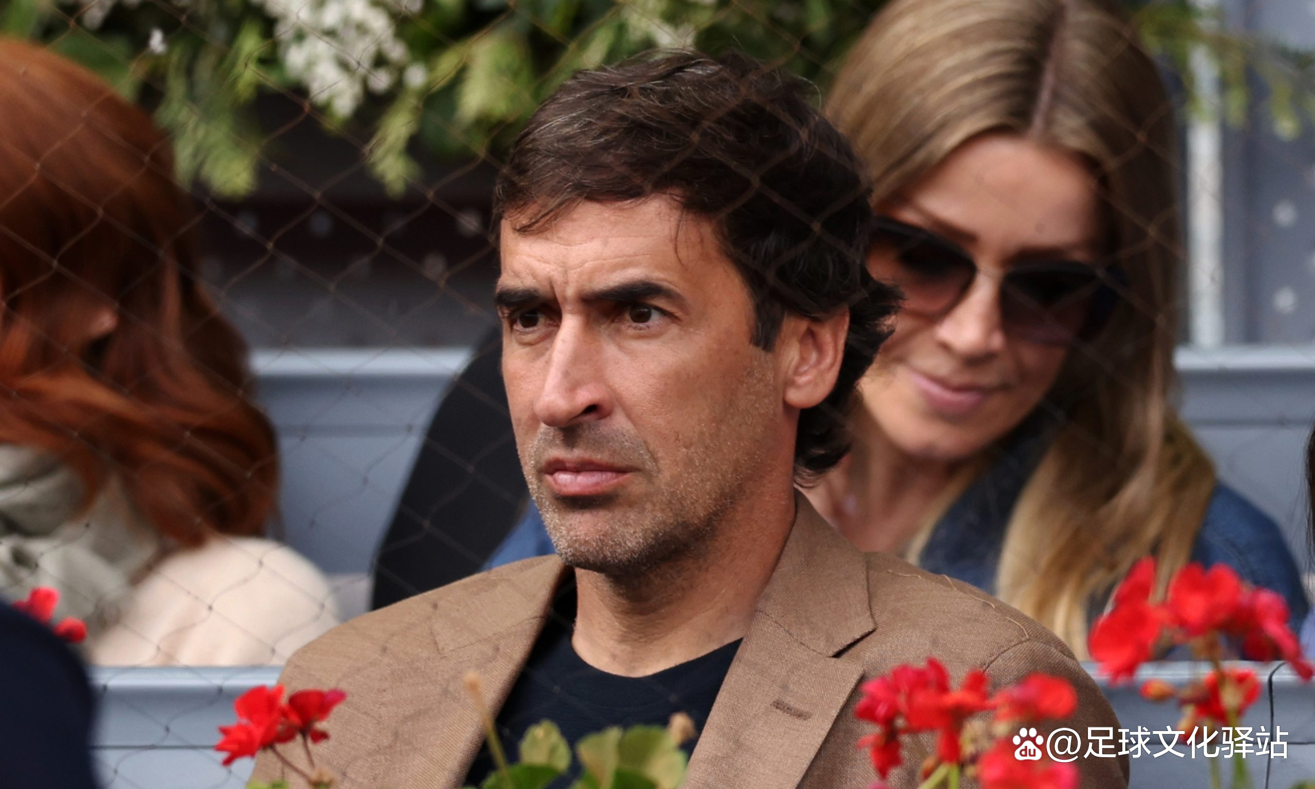 沙尔克04摘得胜利,表现堪称完美的简单介绍 沙尔克04摘得胜利,表现堪称完美的简单介绍