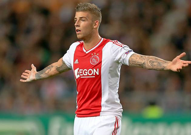 阿贾克斯引进比利时中场,提高中场传球 阿贾克斯引进比利时中场,提高中场传球