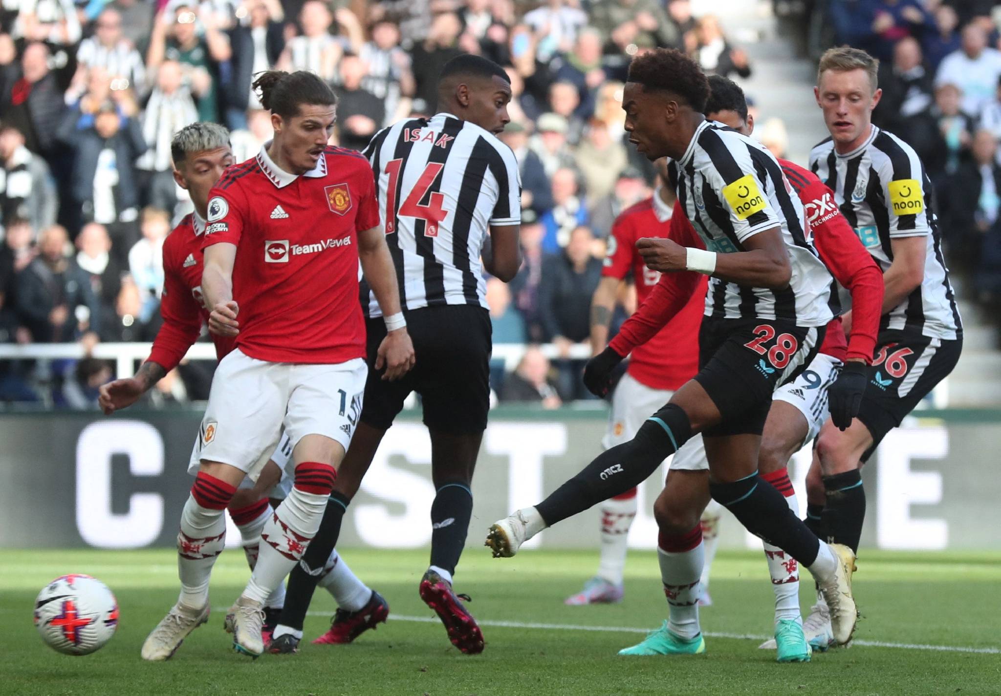 莱万特联赛完场训练备战英超 莱万特联赛完场训练备战英超