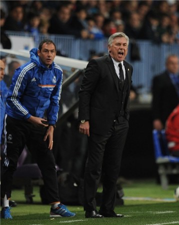 马拉加球员遭红牌,影响球队战术 马拉加球员遭红牌,影响球队战术