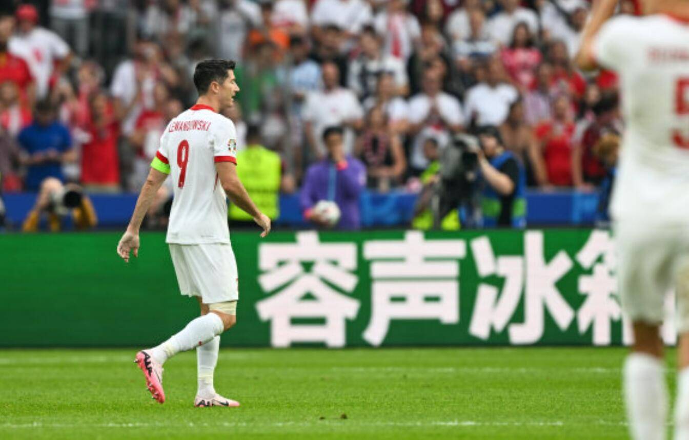 广州队爆发神级表现,欧洲杯被彻底压制,爆冷的简单介绍 广州队爆发神级表现,欧洲杯被彻底压制,爆冷的简单介绍