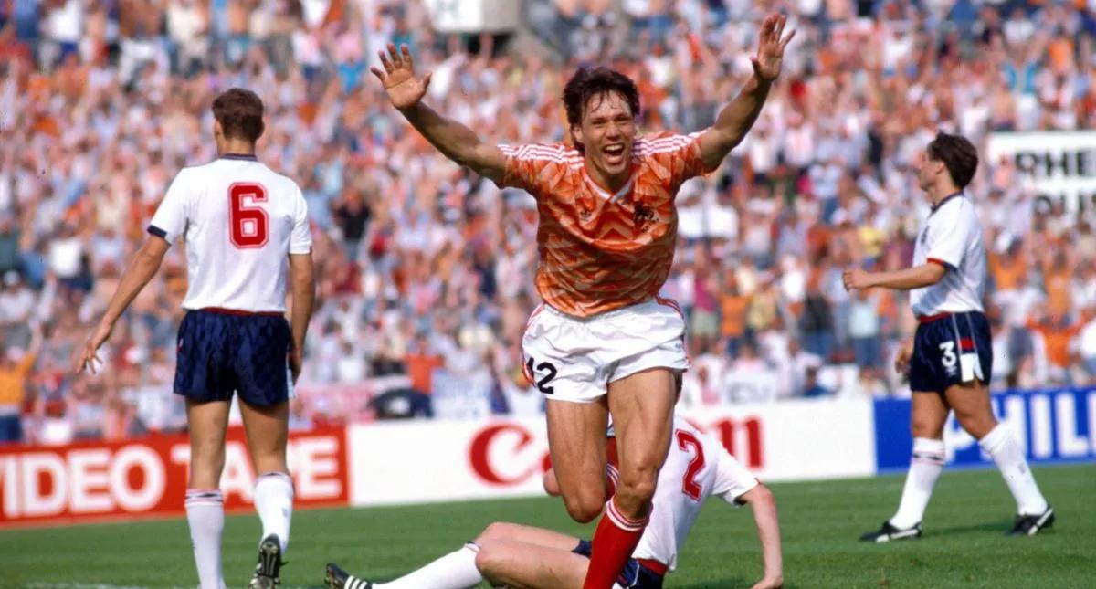 荷兰队主场大胜对手,展现统治力量的简单介绍 荷兰队主场大胜对手,展现统治力量的简单介绍