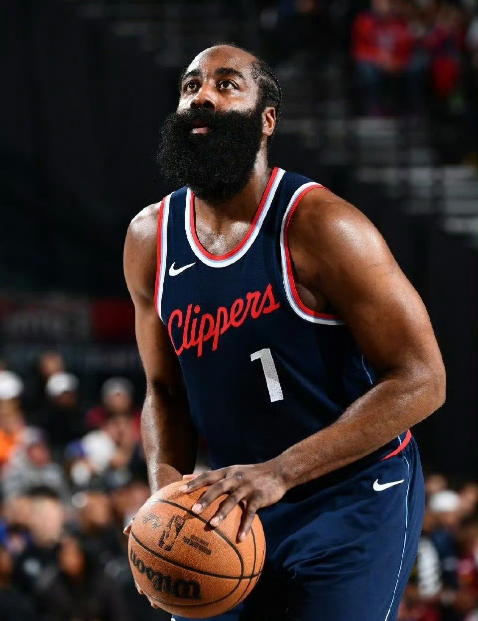 快船胜老鹰,乔治全场砍下37分 快船胜老鹰,乔治全场砍下37分