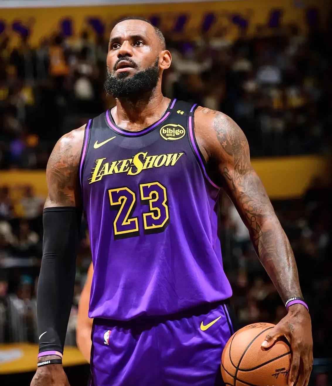 湖人险胜独行侠，詹皇贡献27分